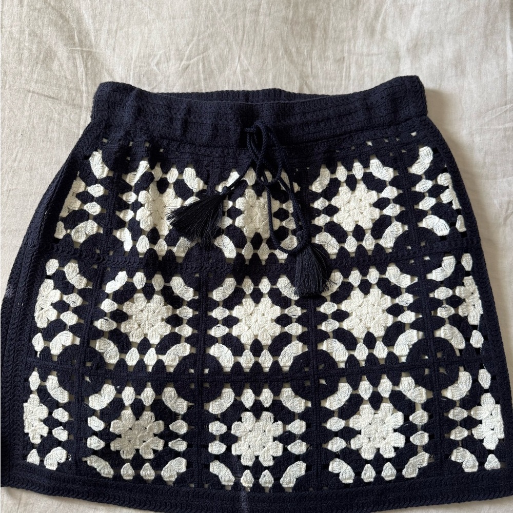 Frame Denim Black and White Crochet Mini Skirt